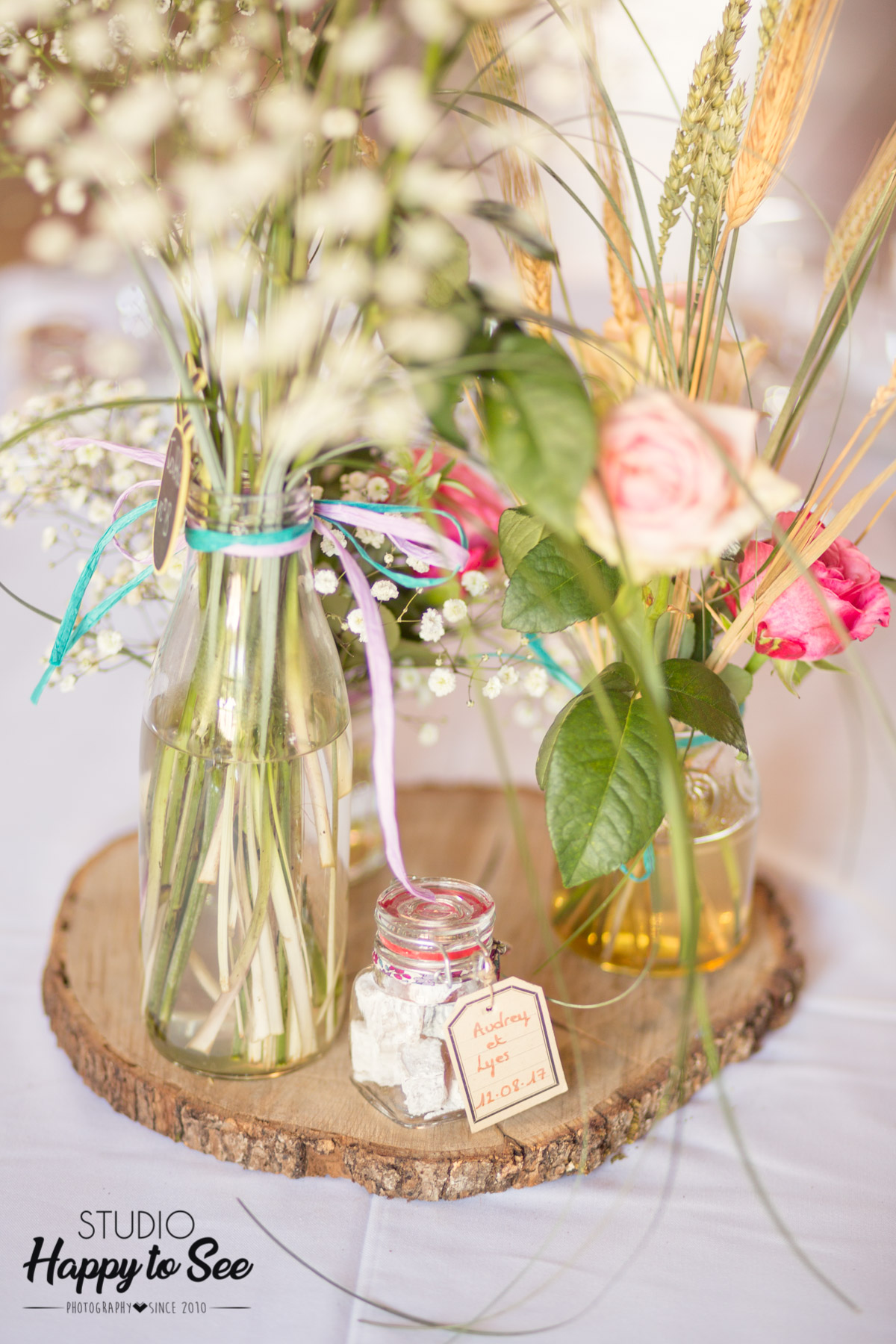 decoration florale champetre table mariage lily et confettis
